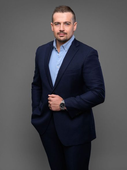 Kent Duffy About Us Replace One of the Four Current Pictures in the Batch of Pictures 1